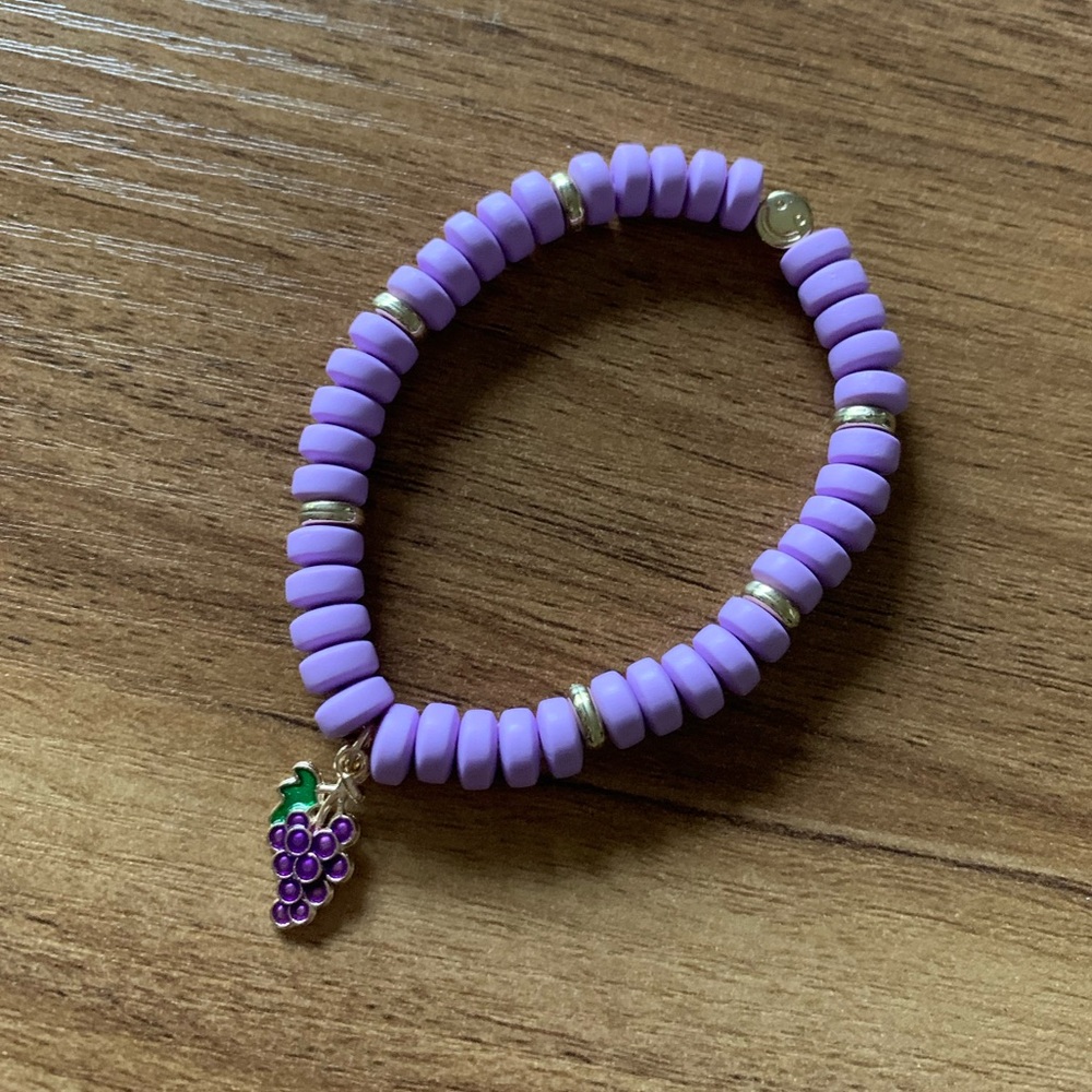 {Handmade} Purple Beaded Bracelet with Grape Charm